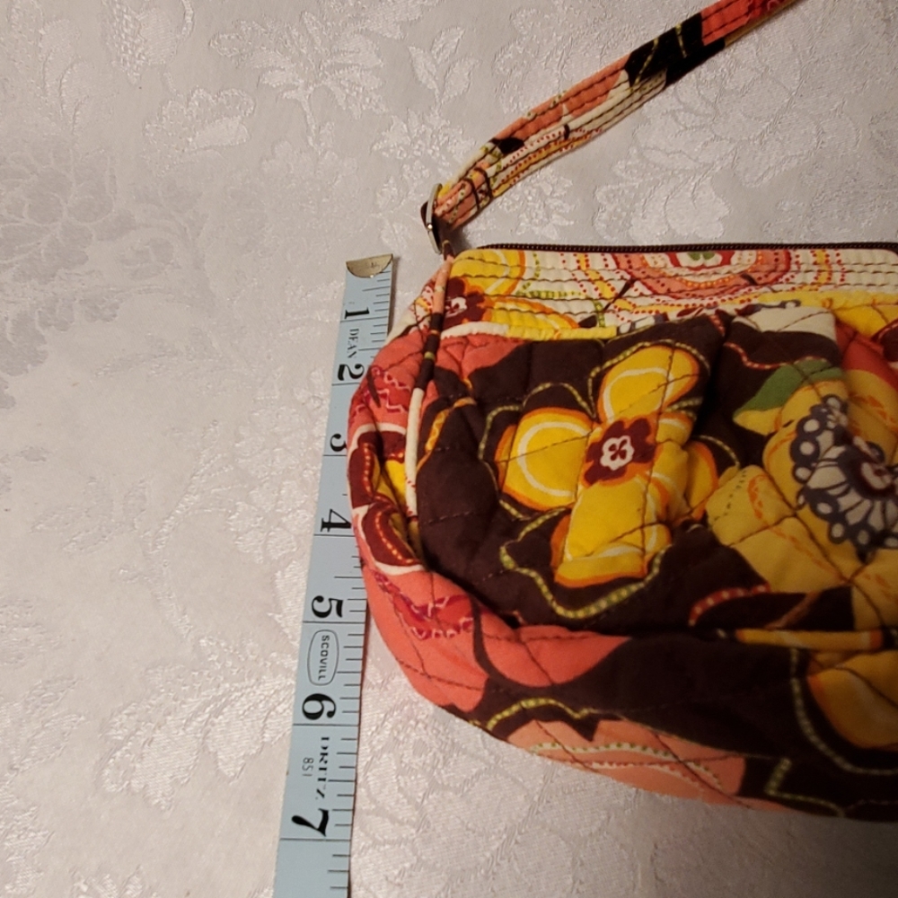 Vera Bradley Moon shape Crossbody Shoulder purse - Picture 4 of 5